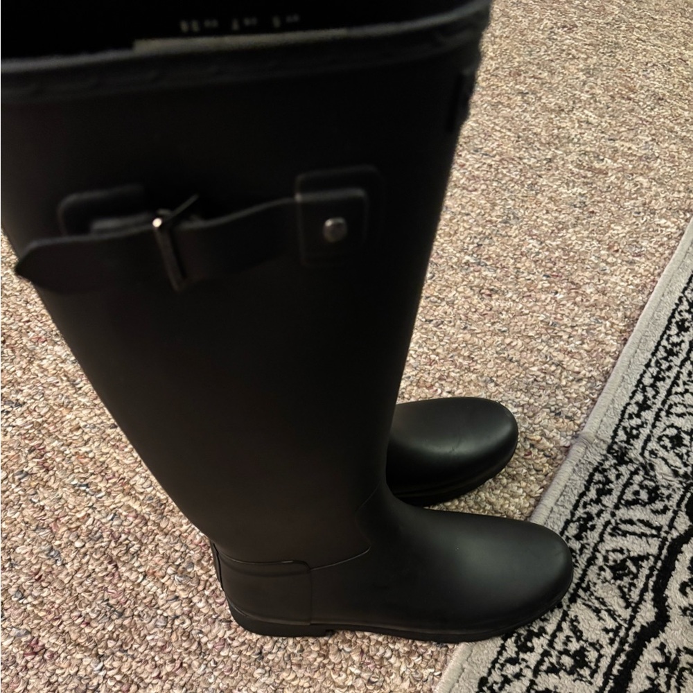 Hunter rain boots size 7